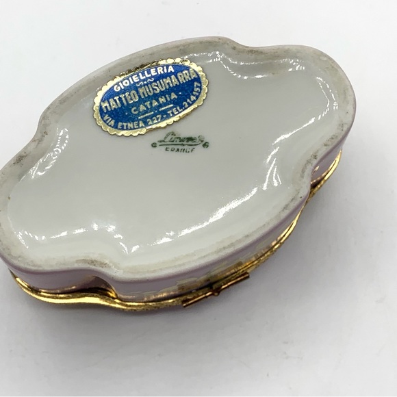Vintage Limoges France Pink Porcelain Trinket Box Gold Gilt Floral - Picture 8 of 16